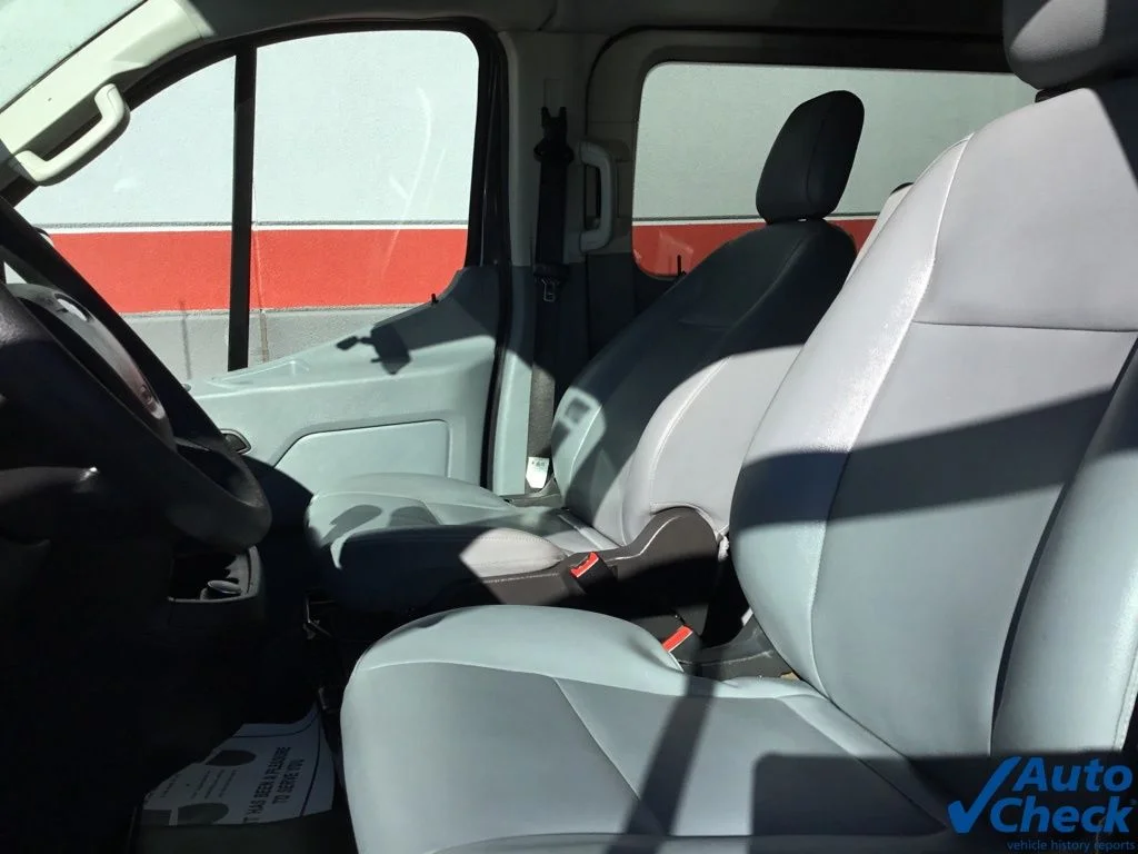 Used 2019 Gray Ford XL image 23