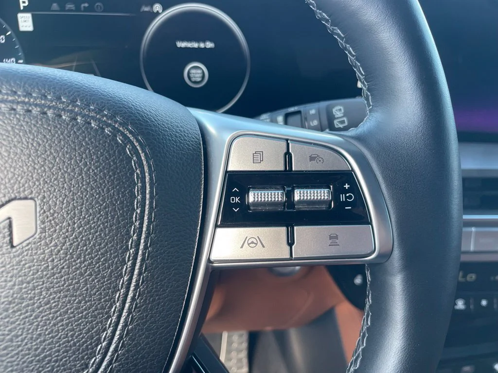 Used 2024 White Kia SX X-Line image 9
