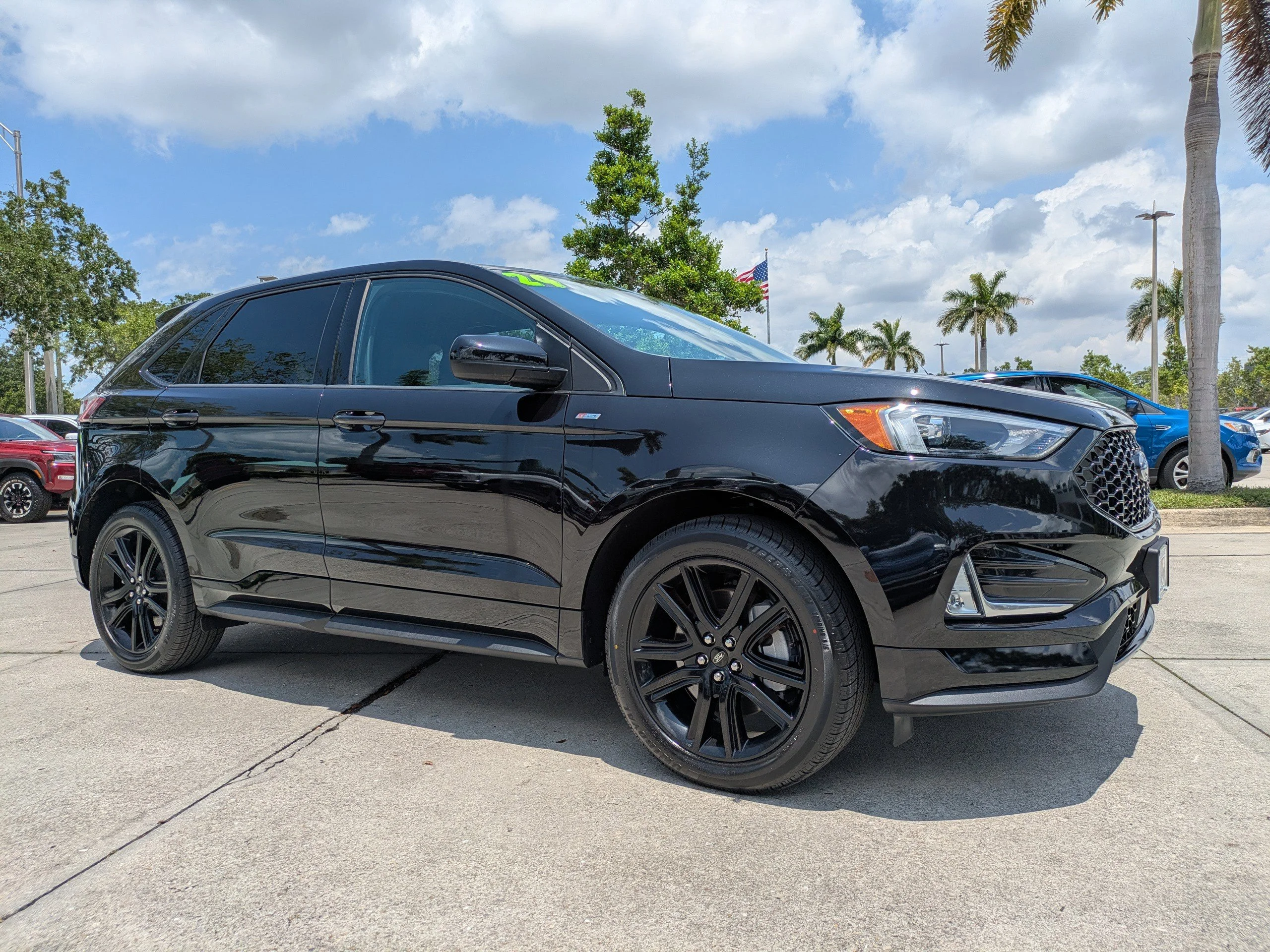 2024 Ford Edge ST-Line AWD's photo
