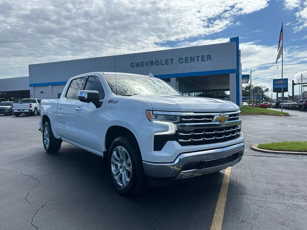 Used 2024 Summit White Chevrolet LTZ image 2