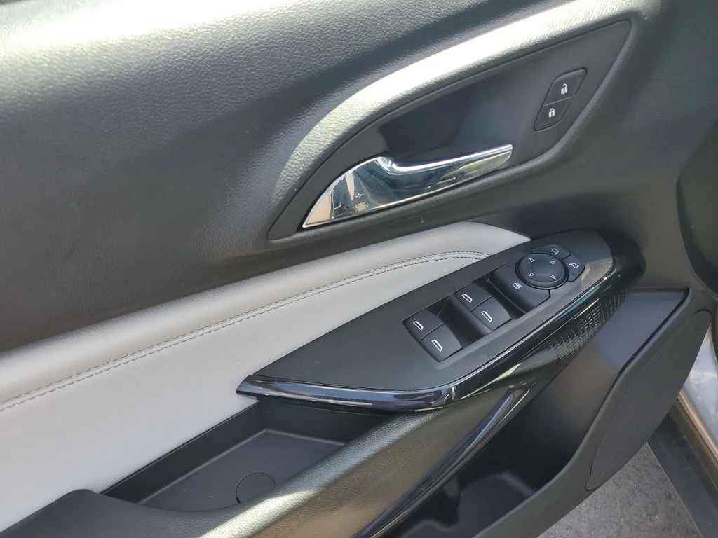 Used 2025 Gray Chevrolet LT image 9