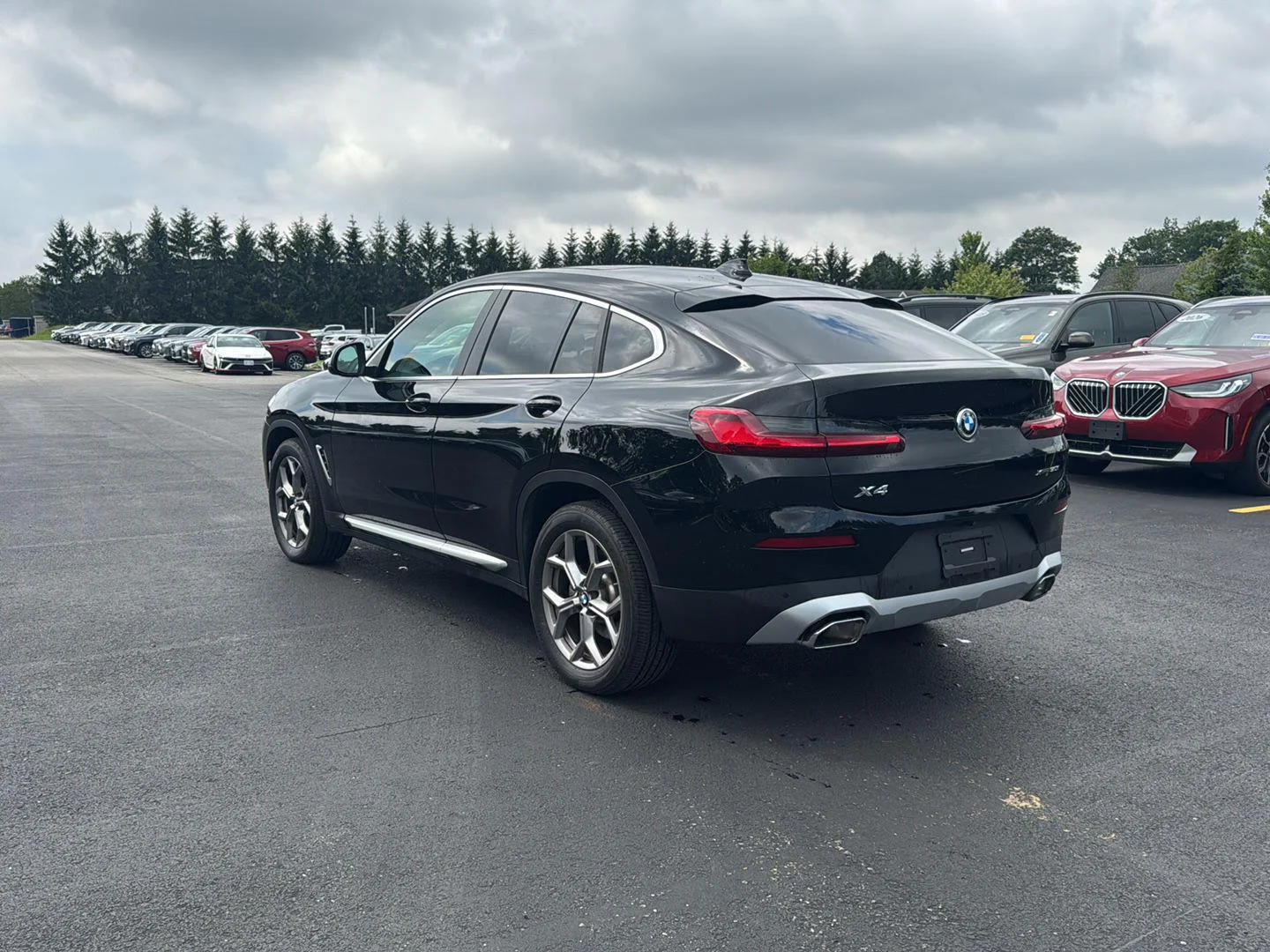 Used 2023 Jet Black BMW xDrive30i image 5