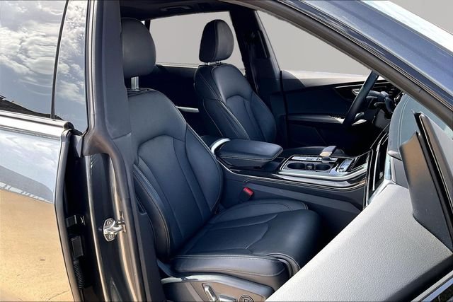 Used 2026 Gray Audi  image 7