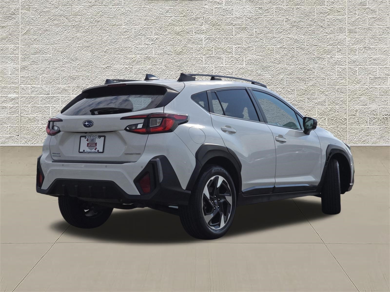 Used 2024 Crystal White Pearl Subaru Limited image 7