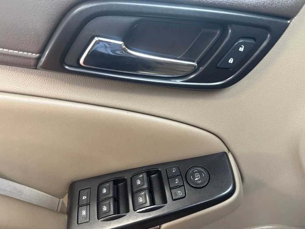 Used 2016 Sparkling Silver Metallic GMC SLT image 24