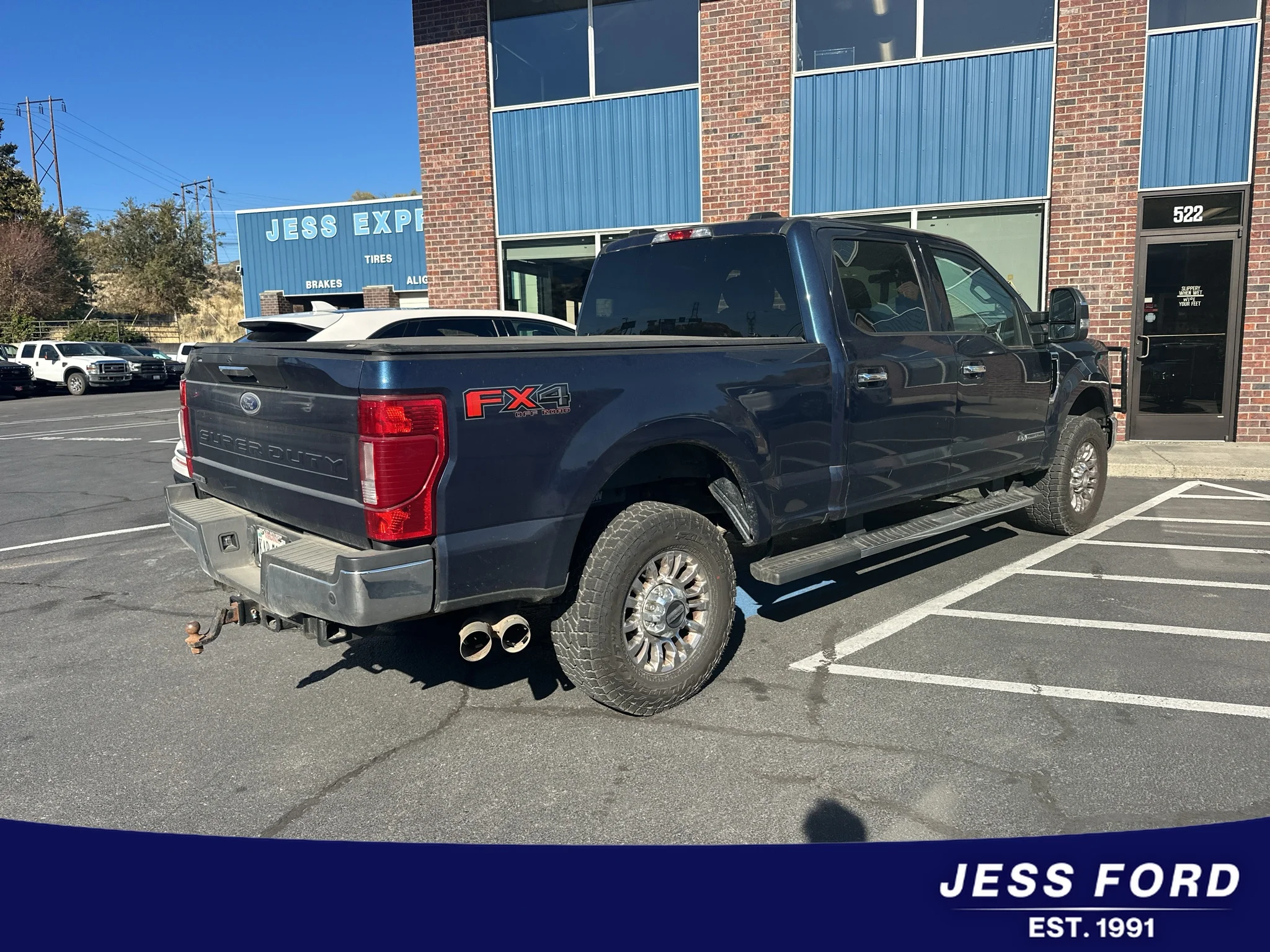 Used 2020  Ford  image 3