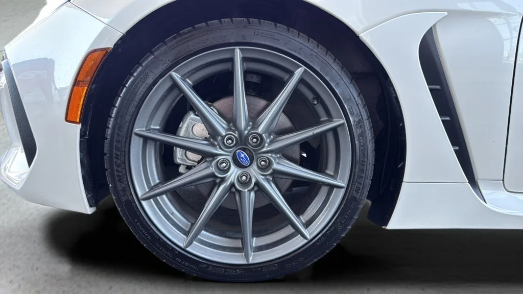 Used 2024 Crystal White Pearl Subaru Limited image 26
