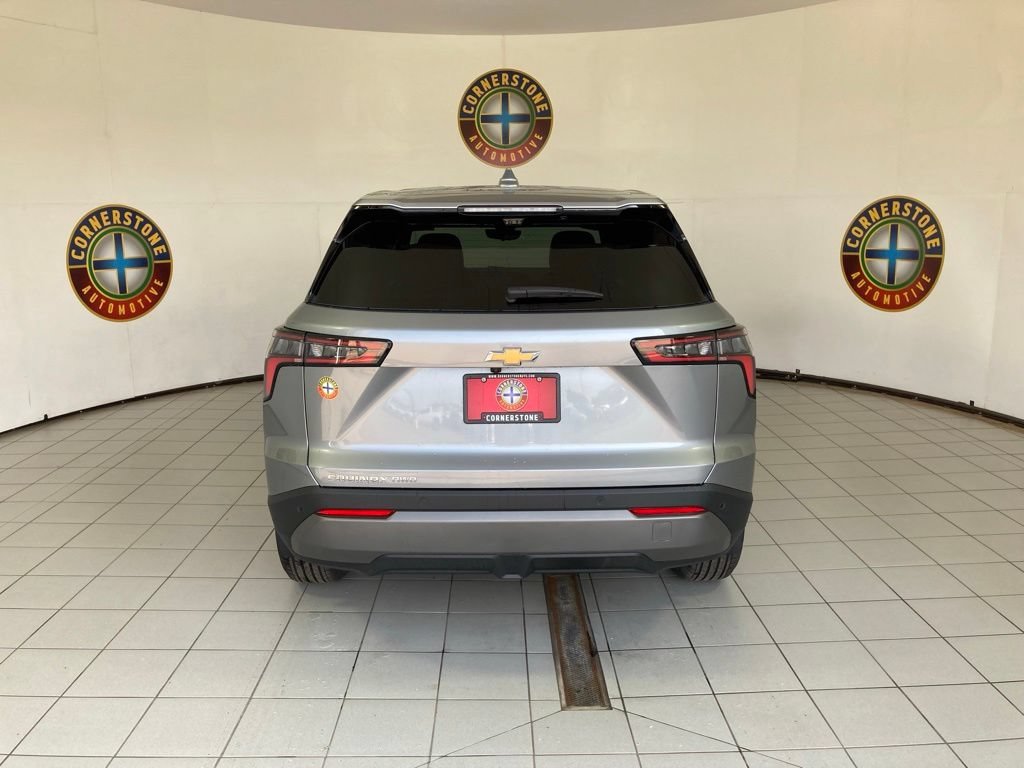 New 2027 Sterling Gray Metallic Chevrolet LT image 19