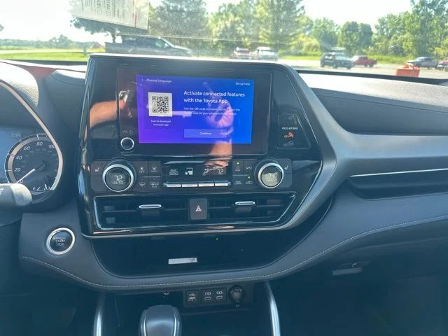 2024 Toyota Highlander XLE - Photo 15
