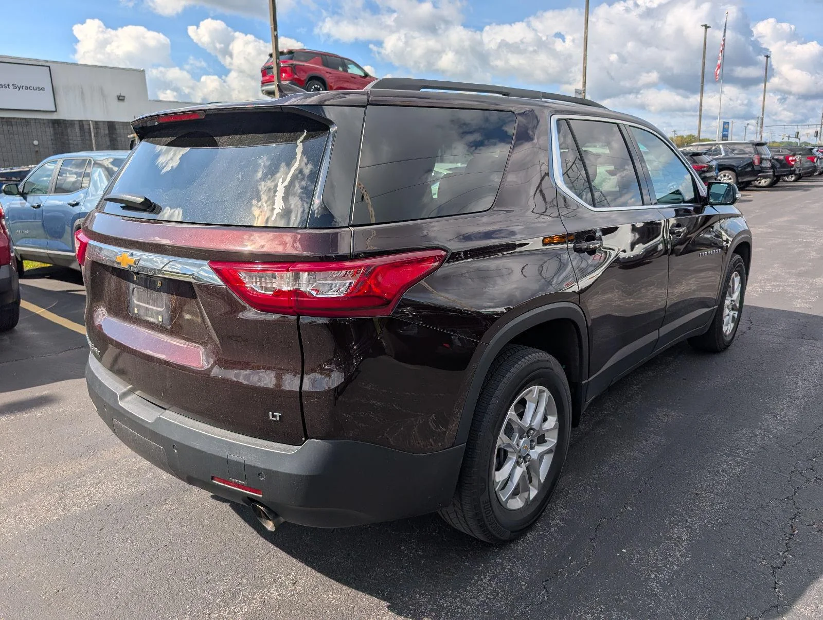 Used 2020 BLACK CHERRY METALLIC Chevrolet LT Cloth image 7