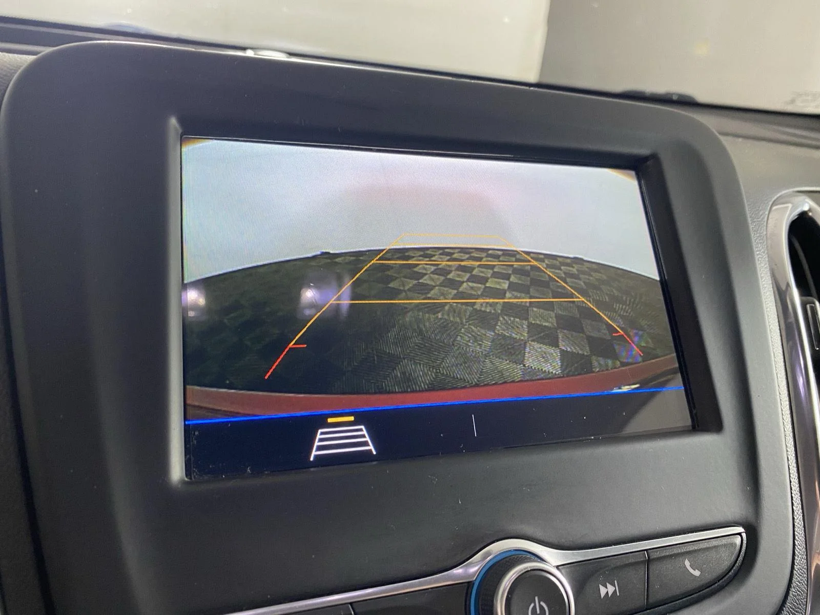 Used 2019 Cajun Red Tintcoat Chevrolet LT image 29