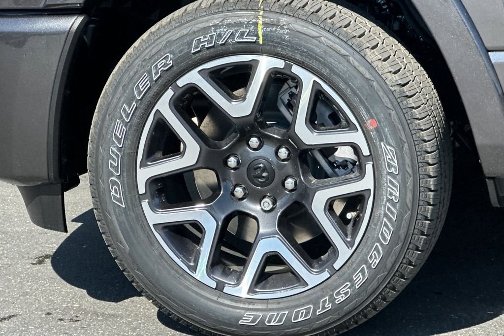 2026 RAM 1500 Laramie - Photo 24