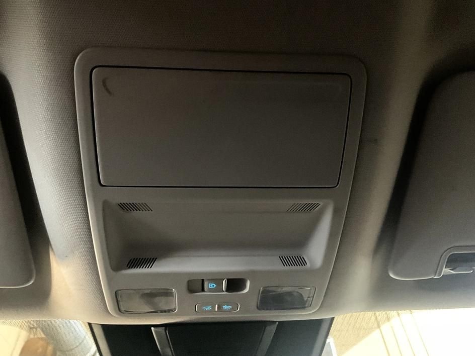 Used 2024 White Ford XLT image 24