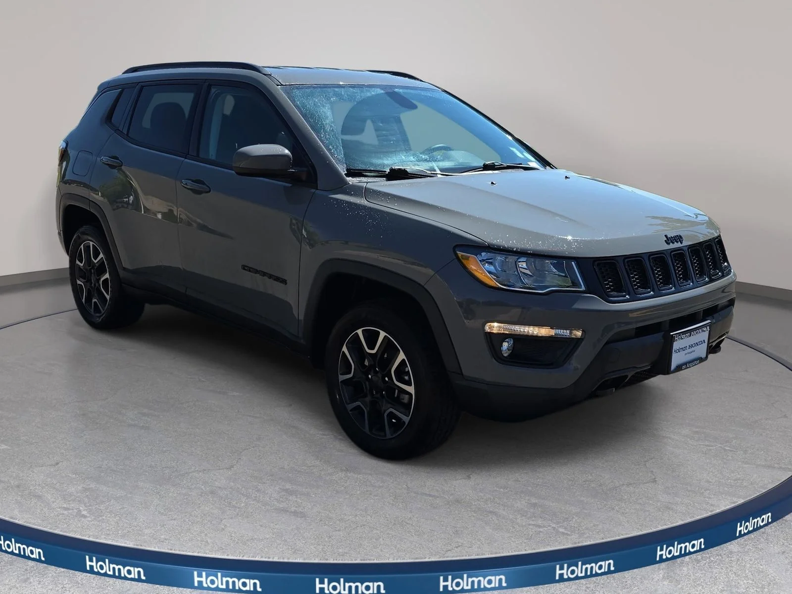 Used 2019 Gray Clearcoat Jeep Sport image 4