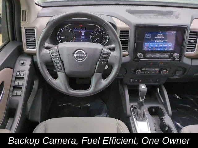 Used 2022 Green Nissan SV image 16