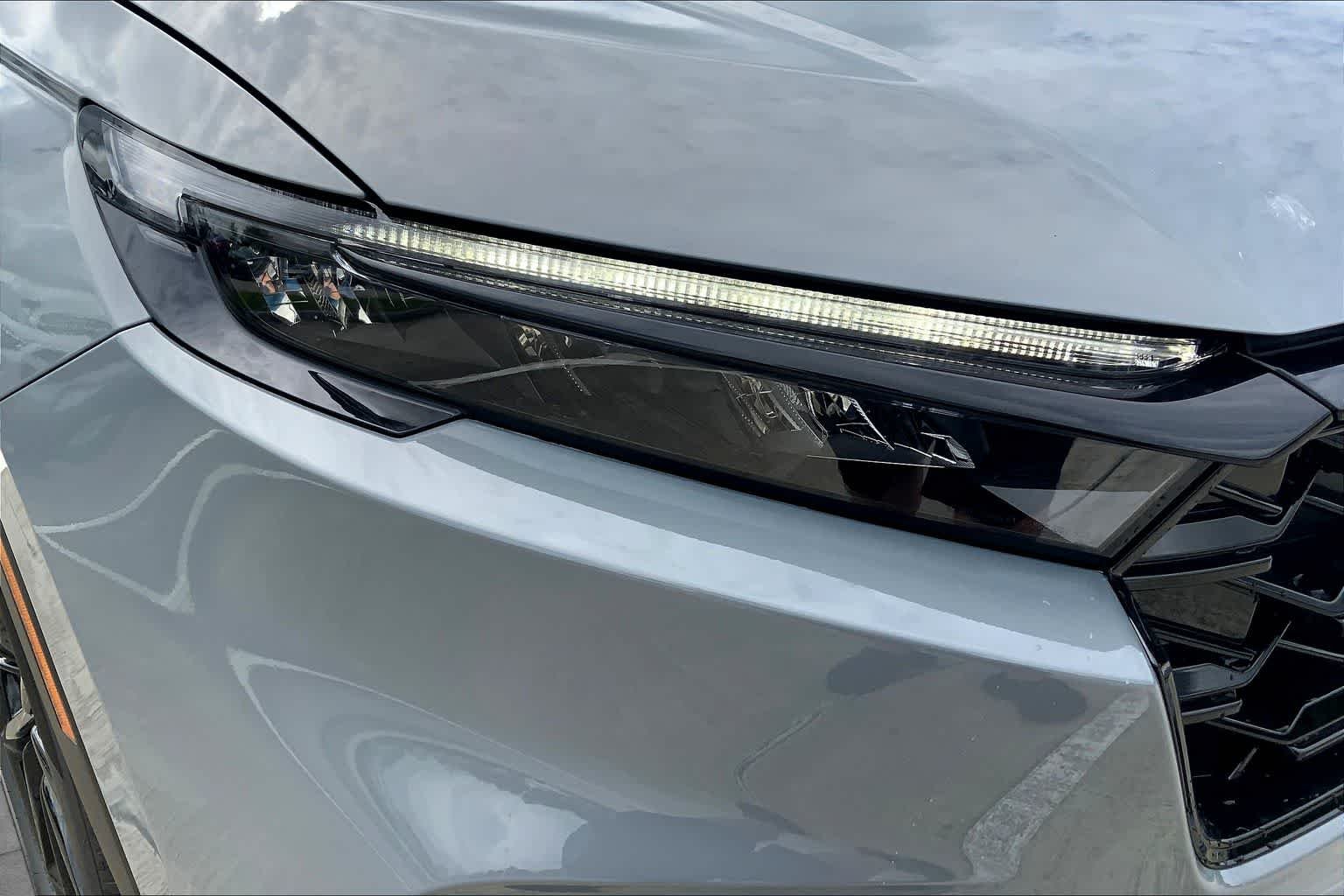 New 2026 Urban Gray Pearl Honda 2WD Sport Hybrid image 13