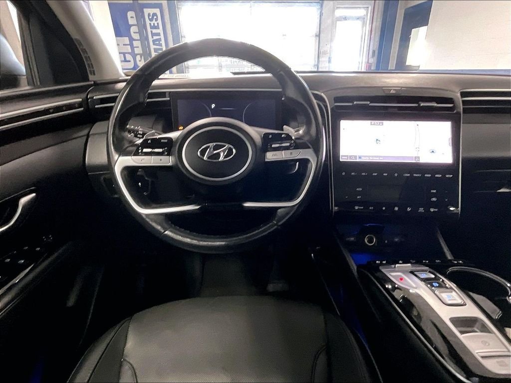Used 2022 Black Hyundai Limited image 17