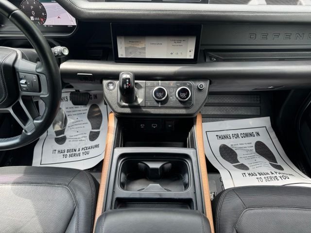 Used 2023 Hakuba Silver Metallic Land Rover X-Dynamic SE image 27