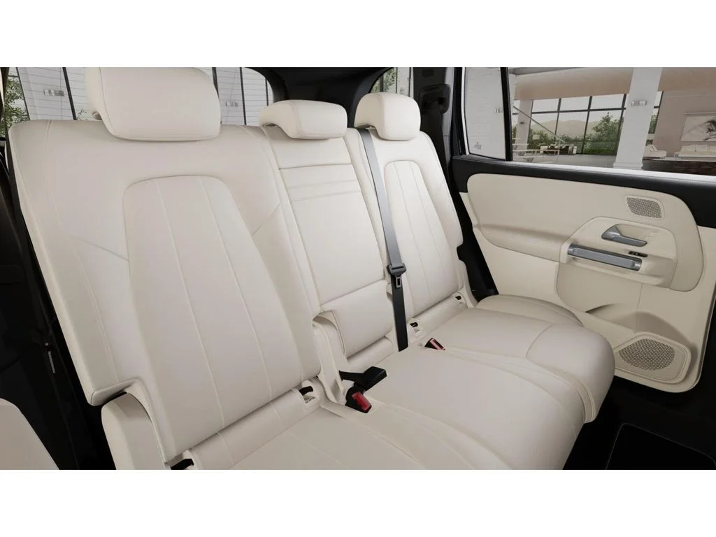 New 2026 Black Mercedes-Benz GLB 250 image 5