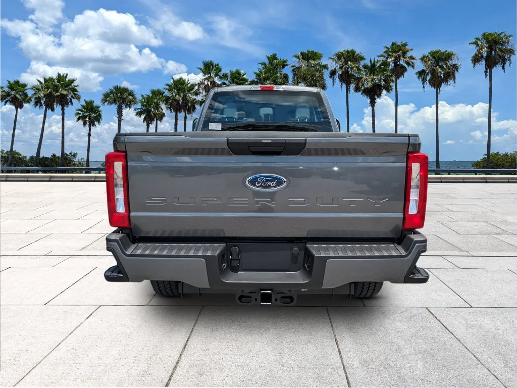 New 2026 Gray Ford XL image 6
