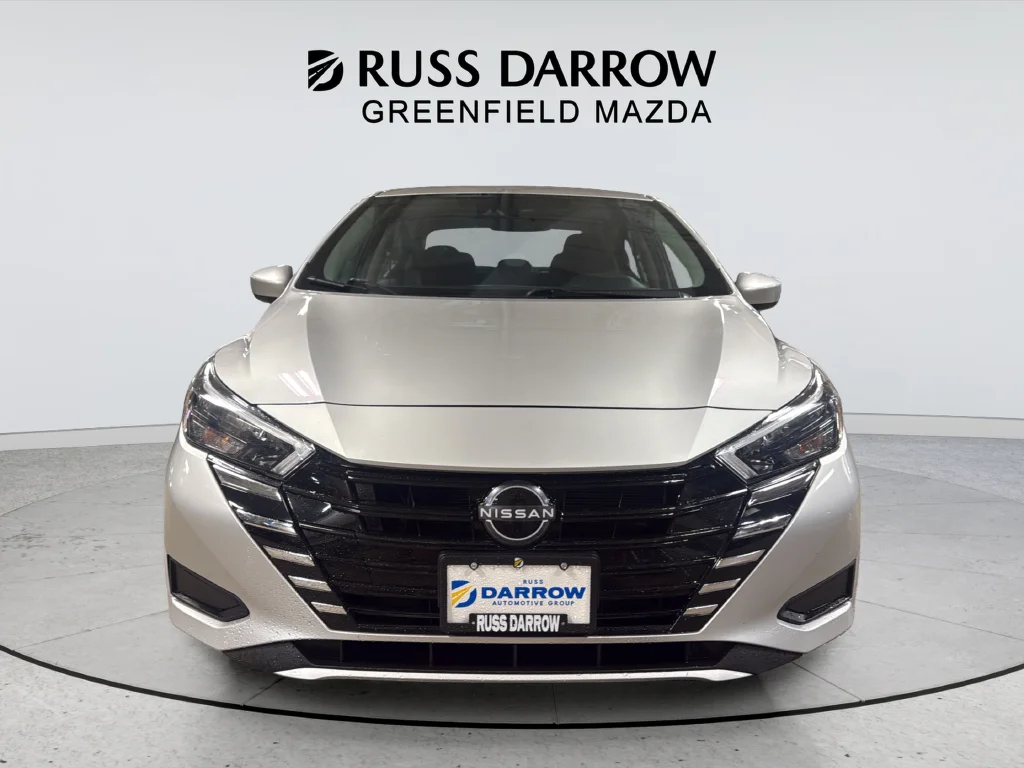 Used 2025 Silver Nissan 1.6 SV image 8