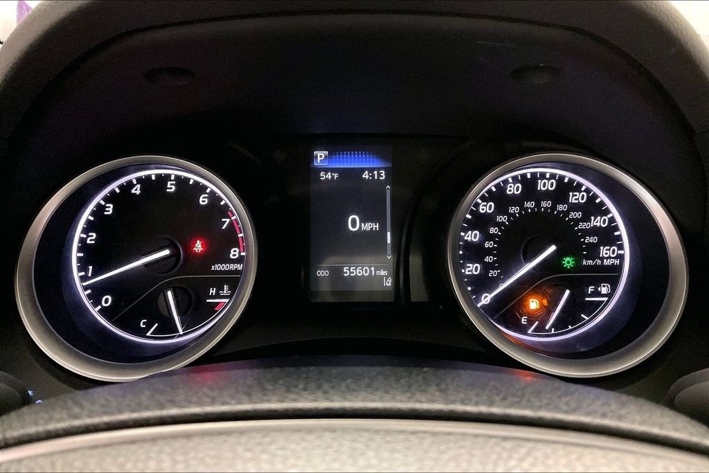 Used 2022 White Toyota LE image 24