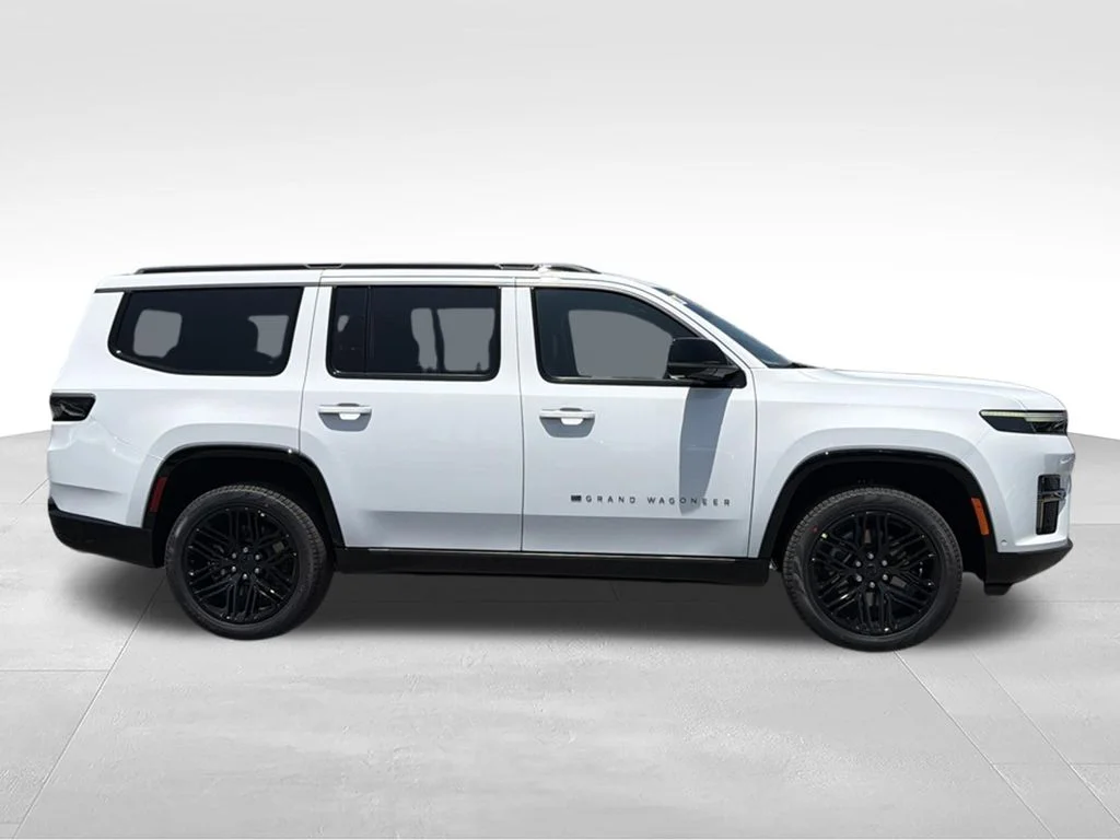New 2026 Bright White Clear-Coat Exterior Paint Jeep  image 6
