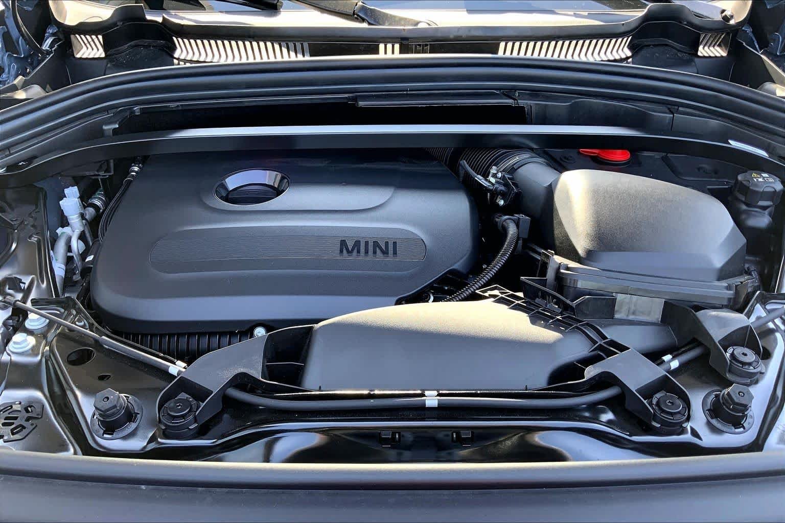 New 2027 Slate Blue Metallic MINI Iconic image 16