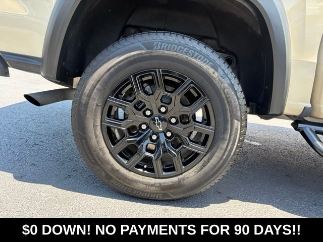 Used 2023  Chevrolet Trail Boss image 7