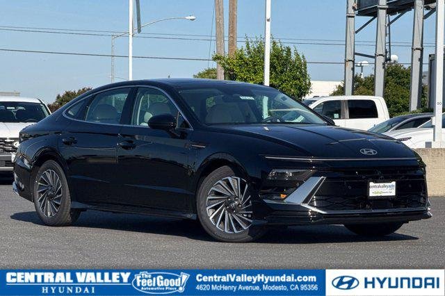 2026 Hyundai Sonata Limited's photo