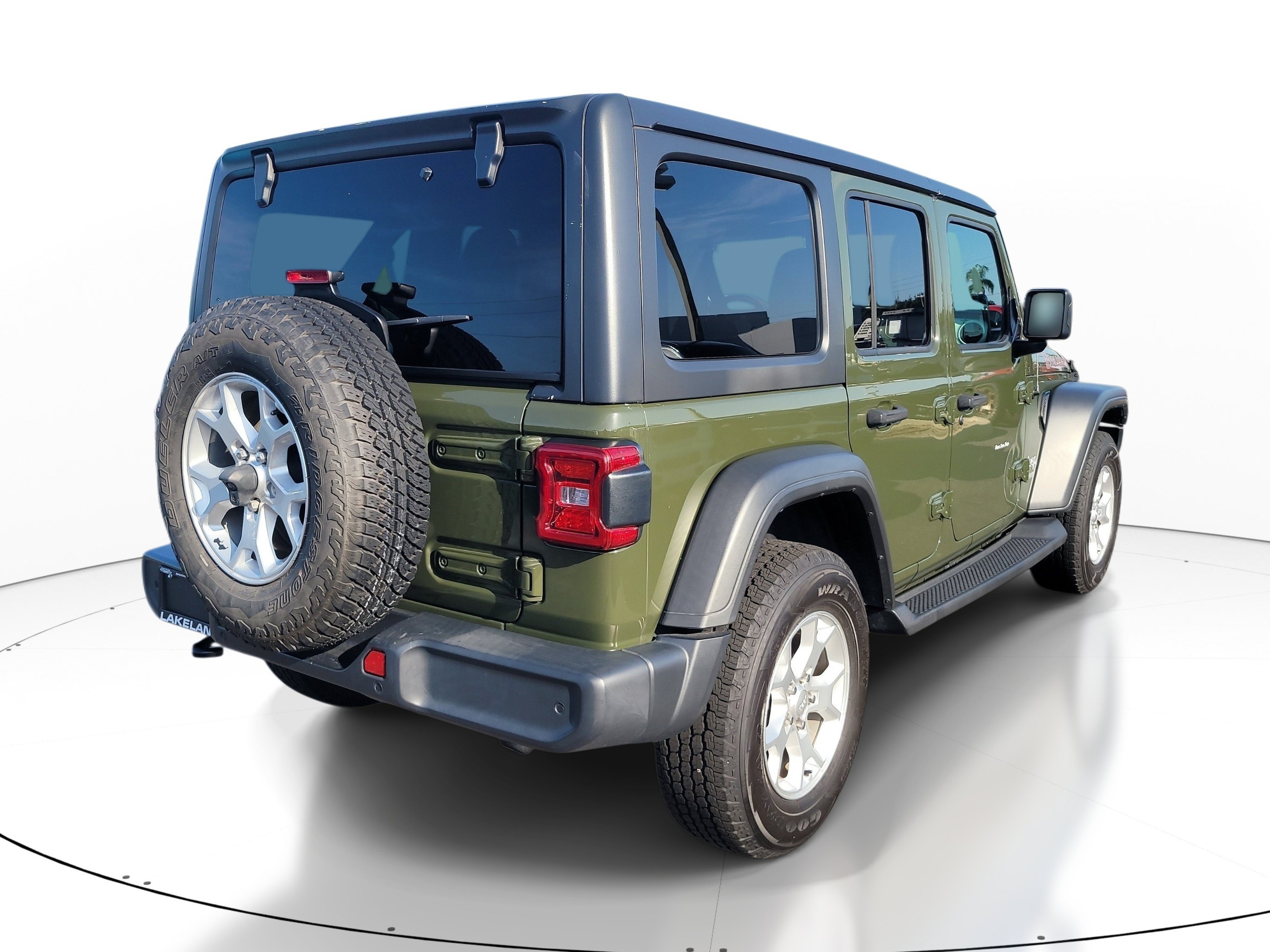 Used 2021 Sarge Green Clearcoat Jeep Unlimited Islander image 4