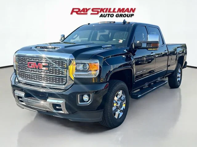Used 2019 Black GMC Denali image 3