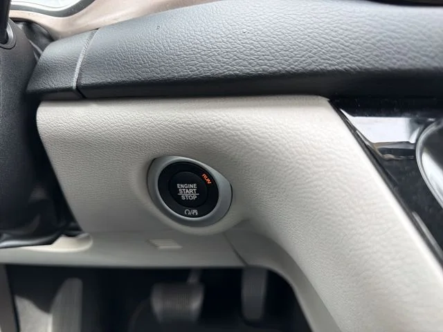 Used 2018 Black Chrysler Touring Plus image 26
