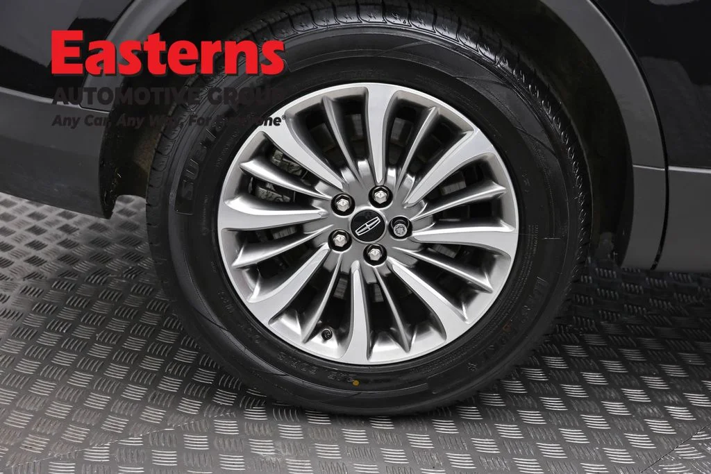 Used 2022 Black Lincoln Standard image 30