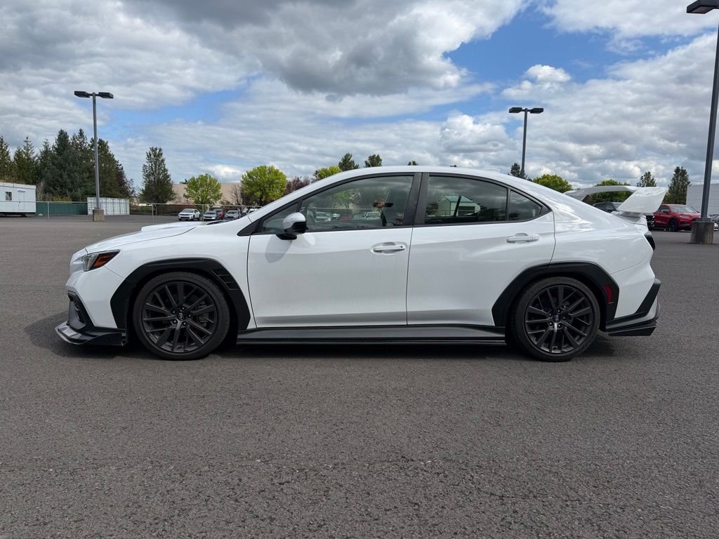 Used 2024 Ceramic White Subaru Premium image 4