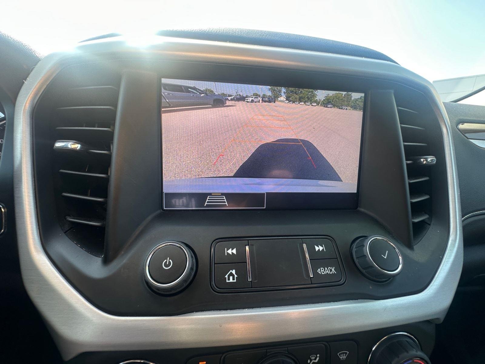 Used 2023 Summit White GMC SLE image 19
