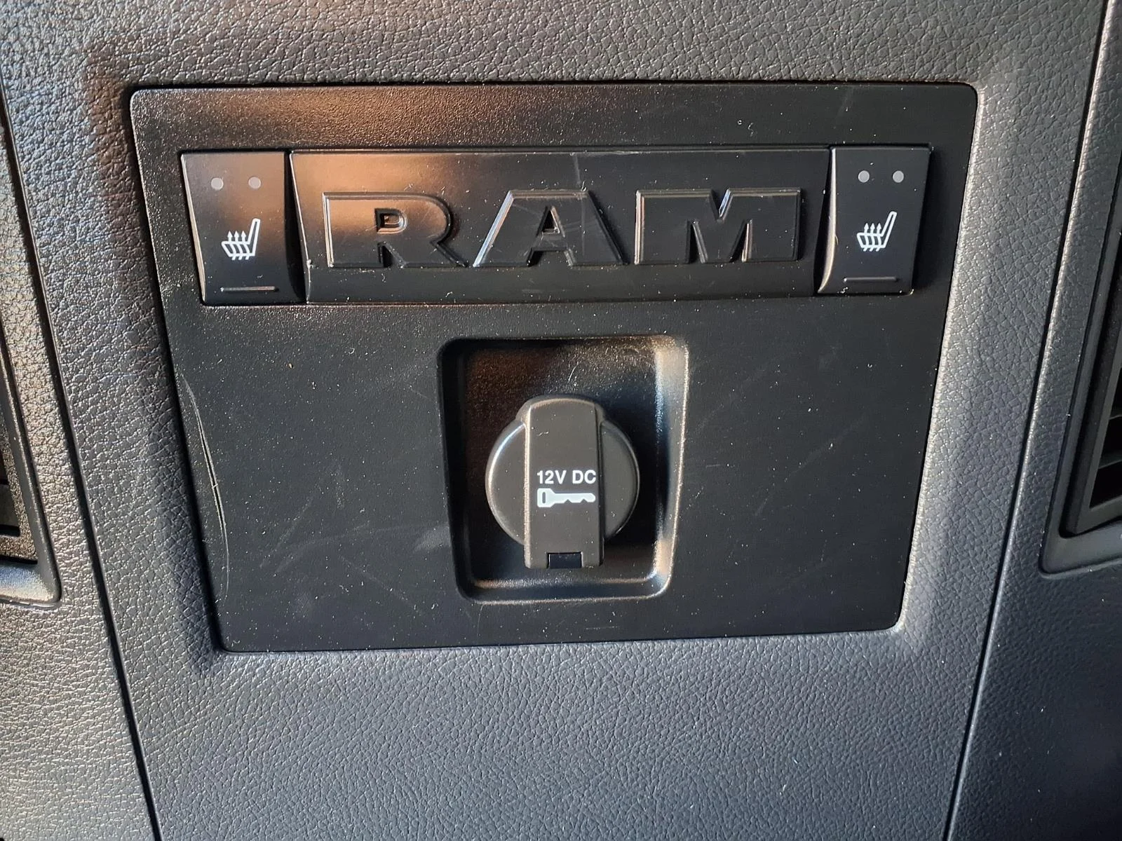 2012 RAM Ram 2500 Pickup Laramie - Photo 26