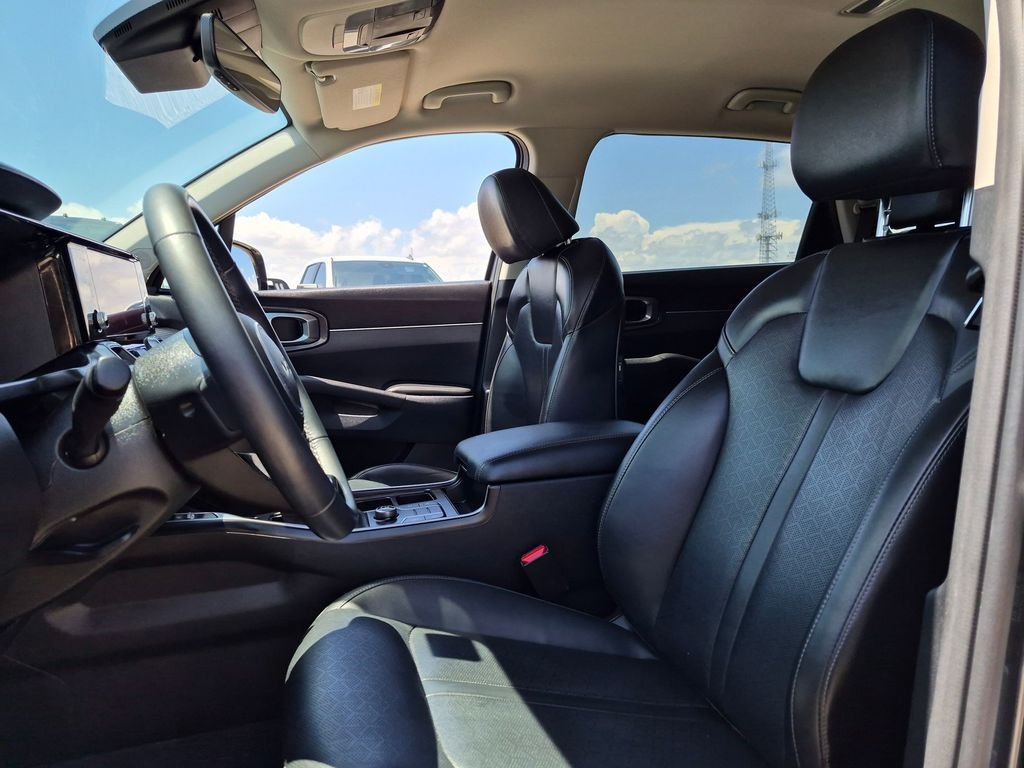 Used 2023 Gray Kia S image 15
