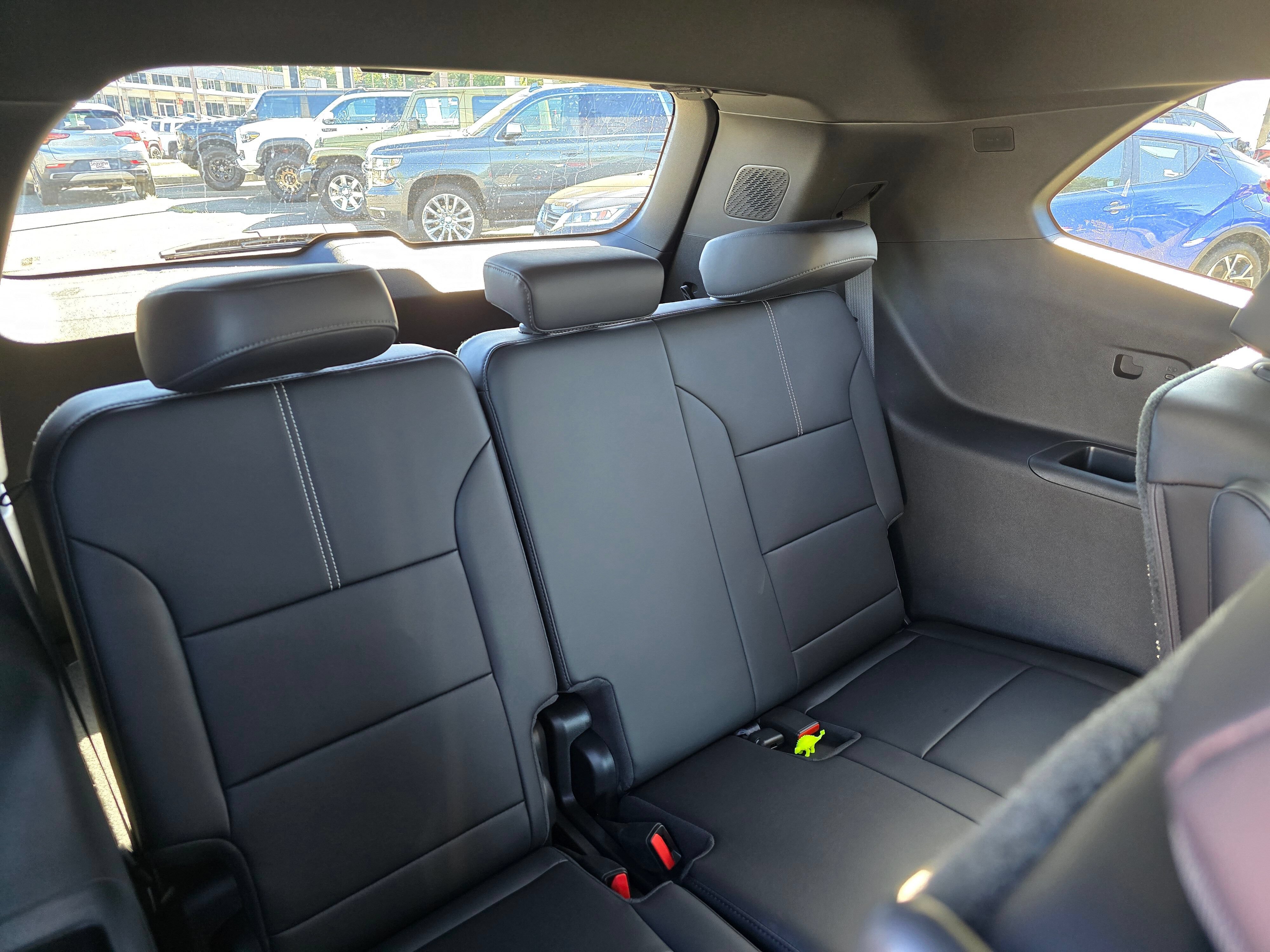 2026 GMC Acadia Elevation - Photo 13