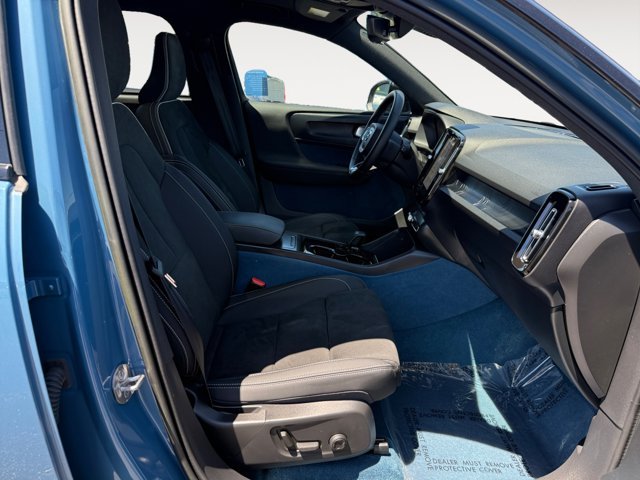 Used 2023 Blue Metallic Volvo Twin Plus image 19