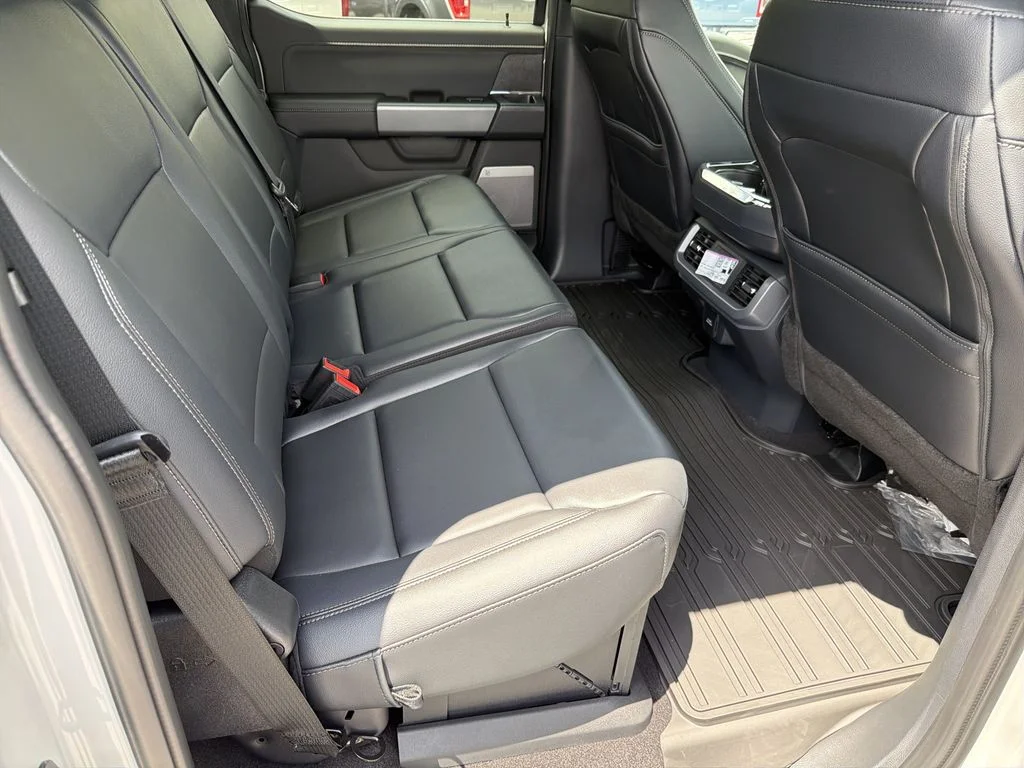 New 2026 White Ford XLT image 17