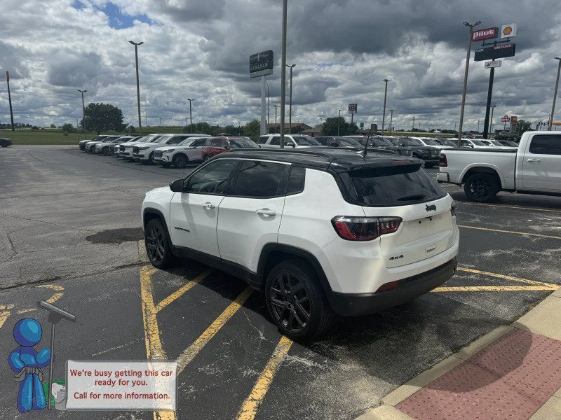 Used 2020 White Ford XLT image 3