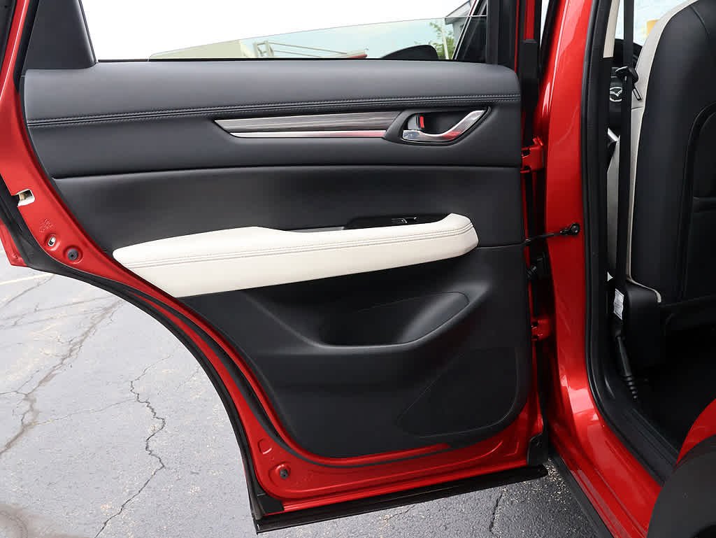 Used 2018 Soul Red Crystal Metallic Mazda Grand Touring image 23