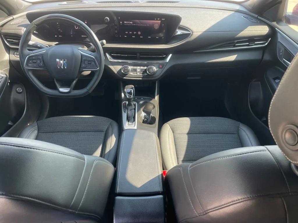 Used 2024 Red Buick Preferred image 9