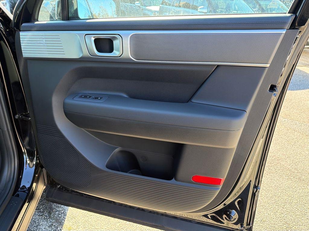 New 2026 Black Hyundai SE image 14