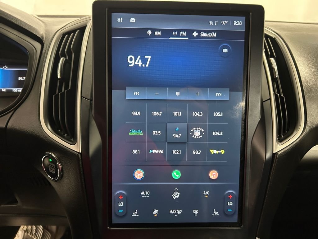 Used 2023 Gray Ford SEL image 11