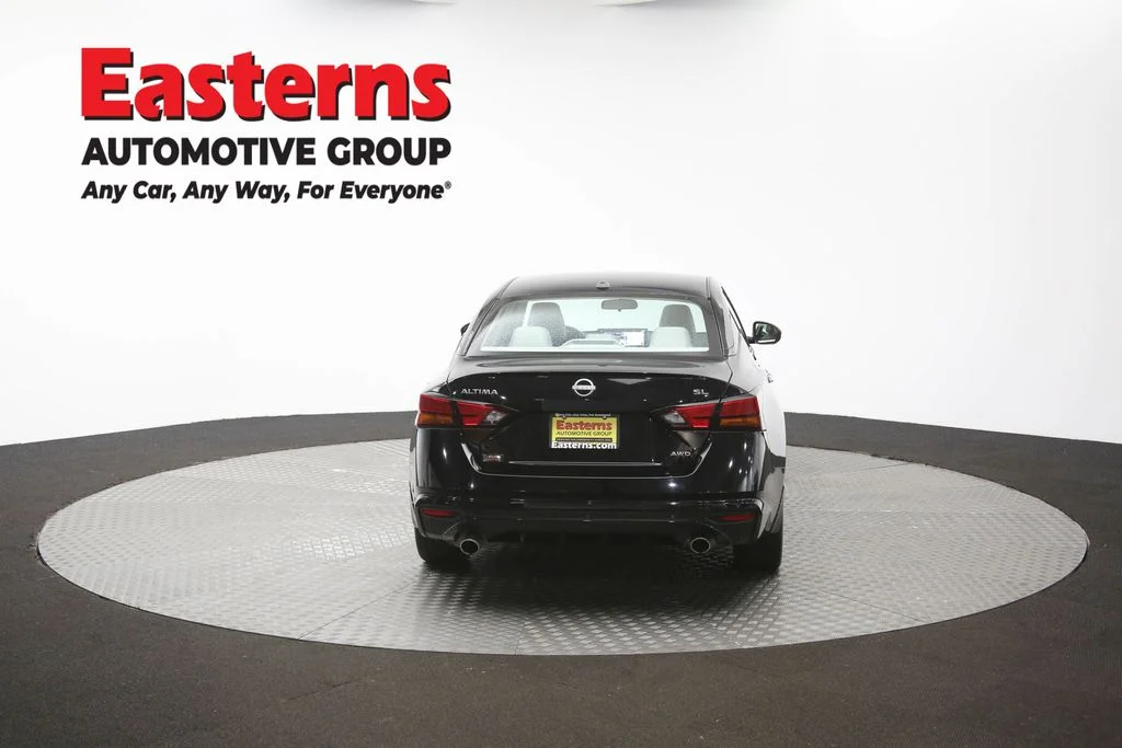 Used 2024 Black Nissan 2.5 SL image 37
