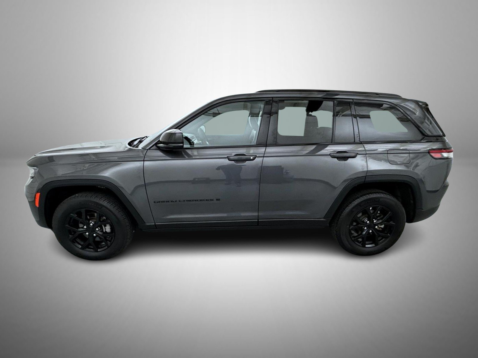 Certified Used 2024 Gray Jeep Altitude X image 8