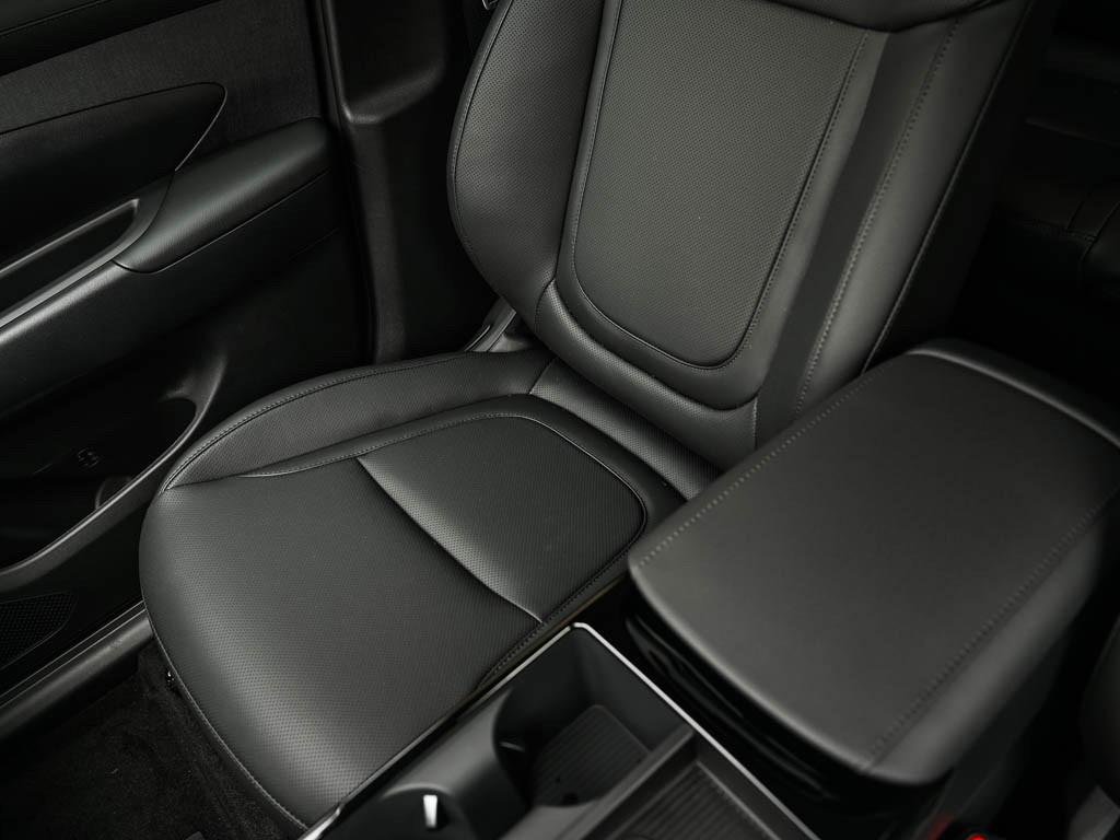 New 2026 Shimmering Silver Hyundai SEL Convenience AWD image 52