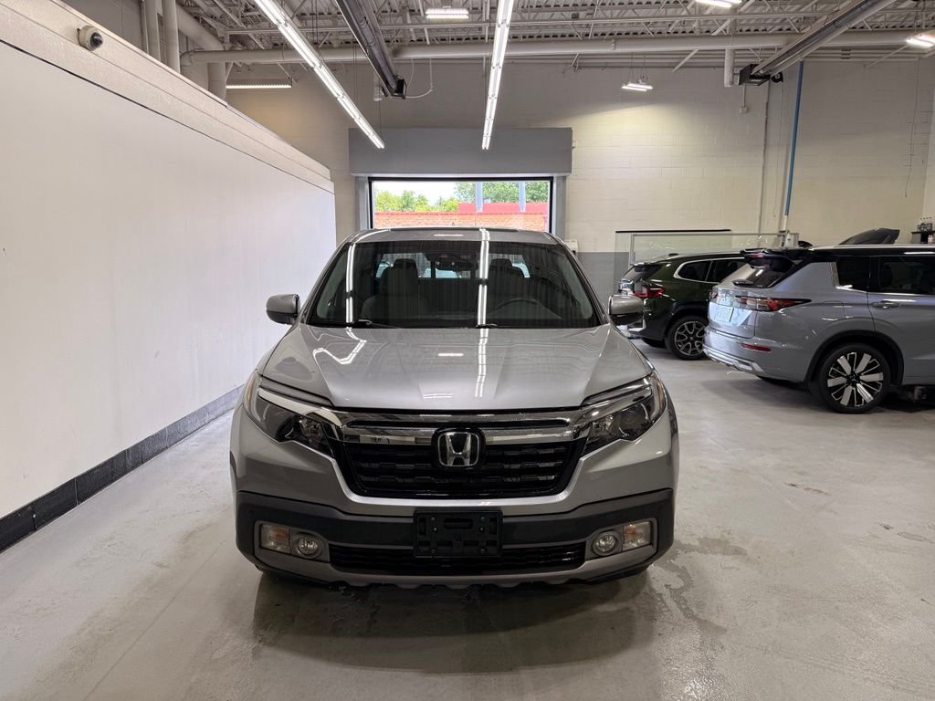 Used 2020 Silver Honda  image 8